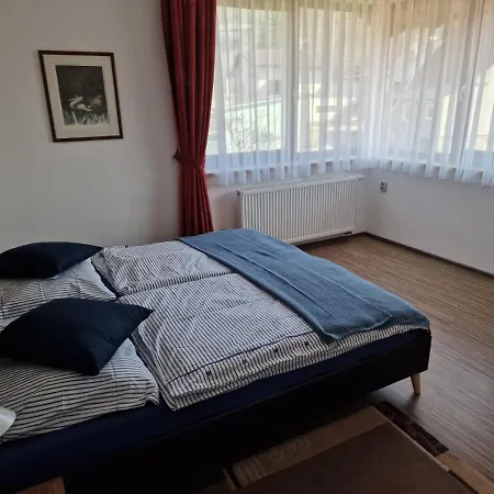 Ubytovani Pod Borovou Konukevi Malenovice (Moravia-Silesia)